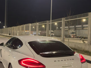 Porsche Panamera foto 10