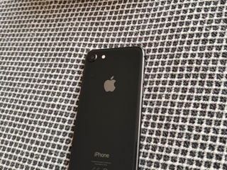 iPhone 8, 64gb foto 3