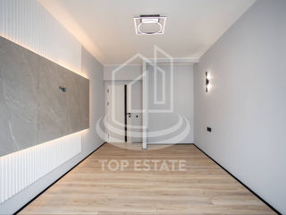 Apartament cu 2 camere, 68 m², Buiucani, Chișinău foto 3