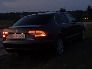 Skoda Superb foto 3