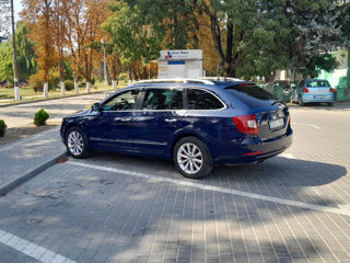 Skoda Superb foto 3