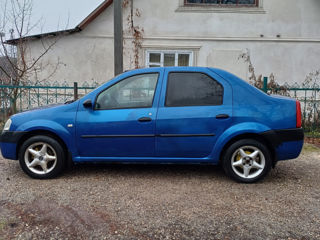 Dacia Logan foto 3