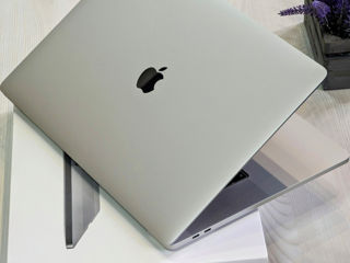 MacBook Pro 16 Retina 2021 (Core i7 9750H/32Gb DDR4/512Gb SSD/4Gb Radeon Pro 5300M/16") foto 11