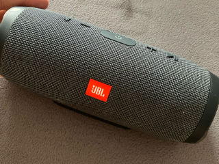 Jbl charge esențial