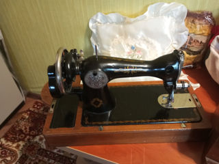 Машинка швейная foto 2