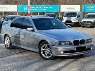 BMW 5 Series foto 5