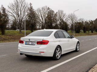 BMW 3 Series foto 5