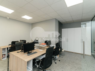 Sp. Comercial spre chirie, 95 mp, Centru, 2760 € ! foto 2