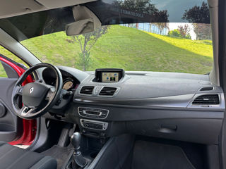Renault Megane фото 5