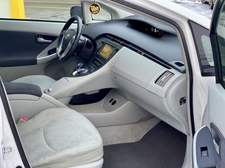 Toyota Prius foto 9