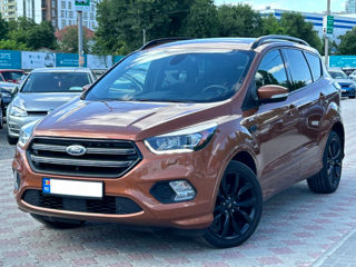 Ford Kuga foto 1