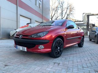 Peugeot 206 foto 1