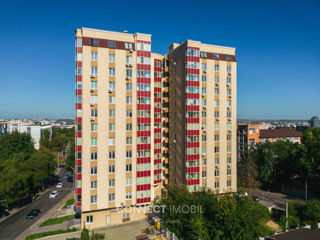 Apartament cu 2 camere, 46 m², Centru, Chișinău foto 2