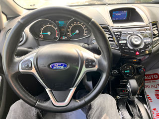 Ford Fiesta foto 16