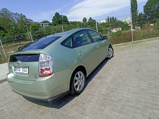 Toyota Prius foto 4