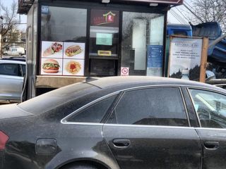 Se vinde Gheretă utilată pentru fast food .