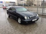 Mercedes E Class foto 1