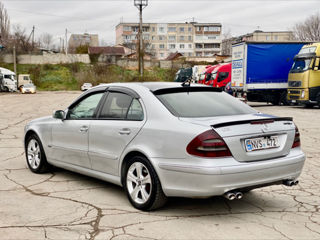 Mercedes E-Class foto 4