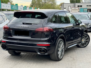 Porsche Cayenne foto 4