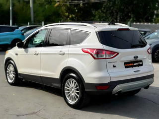 Ford Escape foto 6