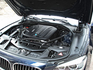 BMW 7 Series foto 8