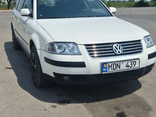 Volkswagen Passat foto 0