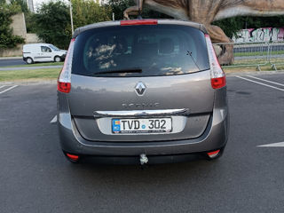 Renault Grand Scenic foto 8