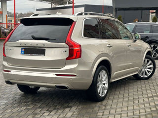 Volvo XC90 фото 3