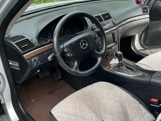 Mercedes E-Class foto 8