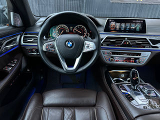 BMW 7 Series foto 15