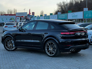 Porsche Cayenne Coupe foto 5