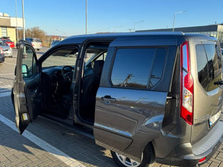 Ford Tourneo Connect foto 2