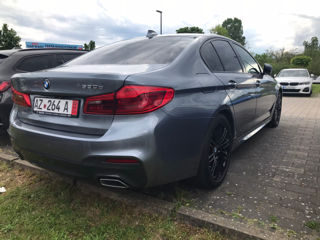 BMW 5 Series foto 4