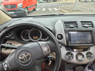 Toyota Rav 4 foto 8