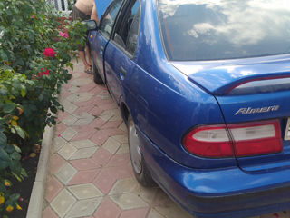 Nissan Almera foto 4