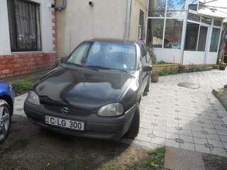 Opel Corsa foto 1