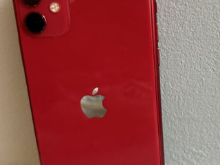 iPhone 11 RED foto 1