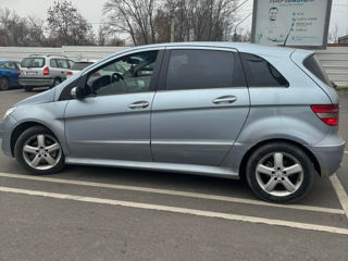 Mercedes B-Class foto 4