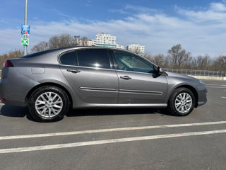 Renault Laguna foto 2