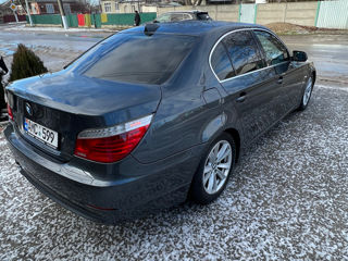 BMW 5 Series foto 4