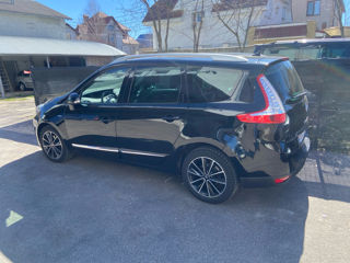 Renault Grand Scenic foto 2