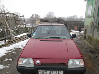 Skoda Favorit foto 2