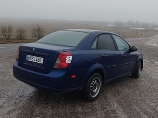 Chevrolet Lacetti foto 4