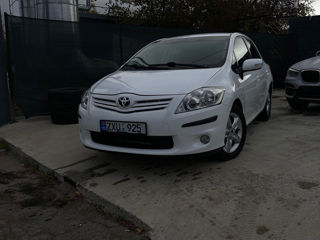 Toyota Auris foto 8