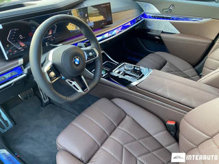 BMW 7 Series foto 10