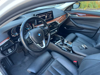 BMW 5 Series foto 5