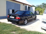 BMW 5 Series foto 4