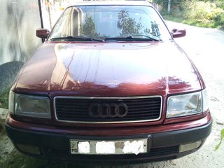 Audi 100 foto 1