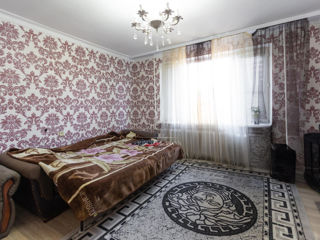 Apartament cu 3 camere, 72 m², Botanica, Chișinău foto 4