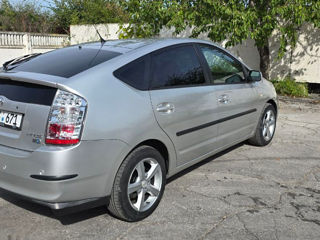 Toyota Prius foto 4